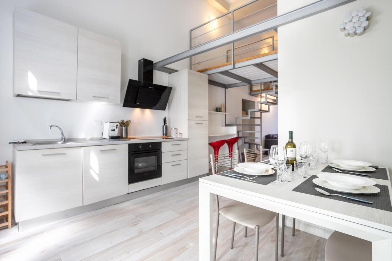 ミラノNavigli-Duomo Exclusive Design Loft Su Due Piani Con Wifiアパートメント エクステリア 写真